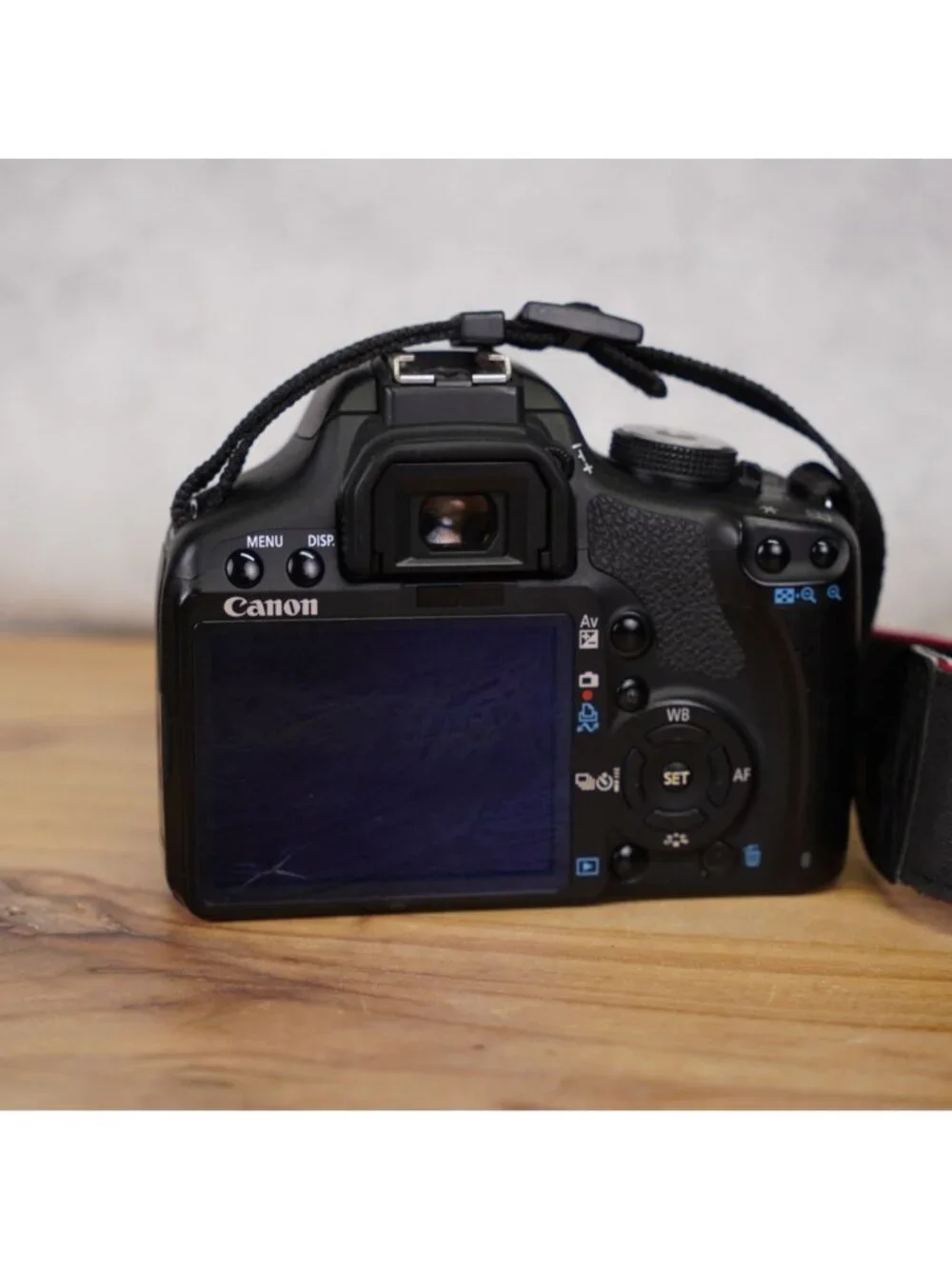 Canon EOS Rebel T1i DSLR Camera W/ 18-55mm, 75-300mm SD Cards & 4 Batteries